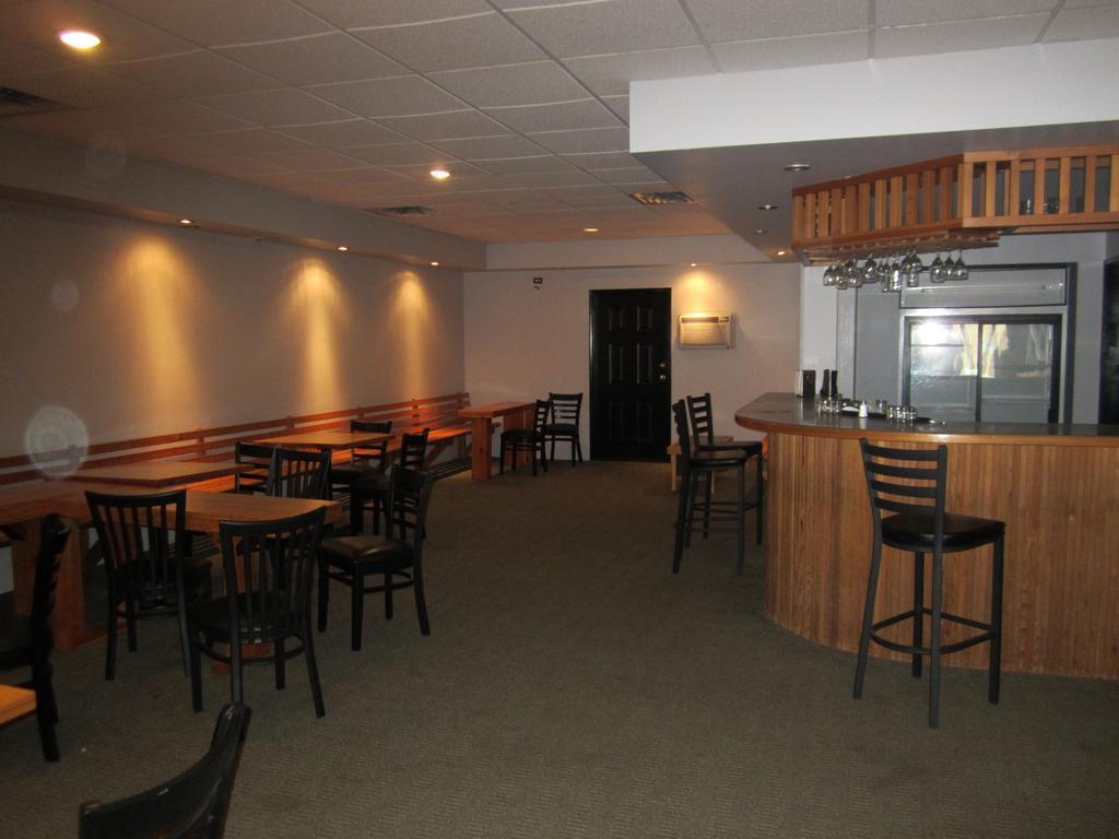 The Mighty Fraser Motel Boston Bar Εξωτερικό φωτογραφία